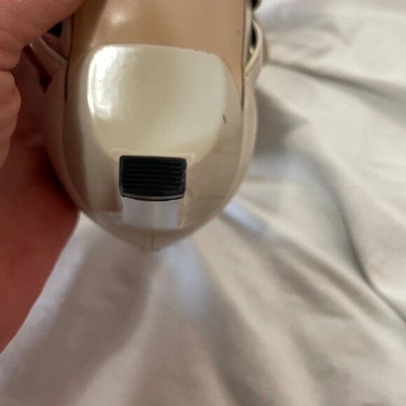 Calvin Klein Women's Neah Caged Sandals White Gladiator Size 9.5 M Excellent Con - Picture 14 of 16